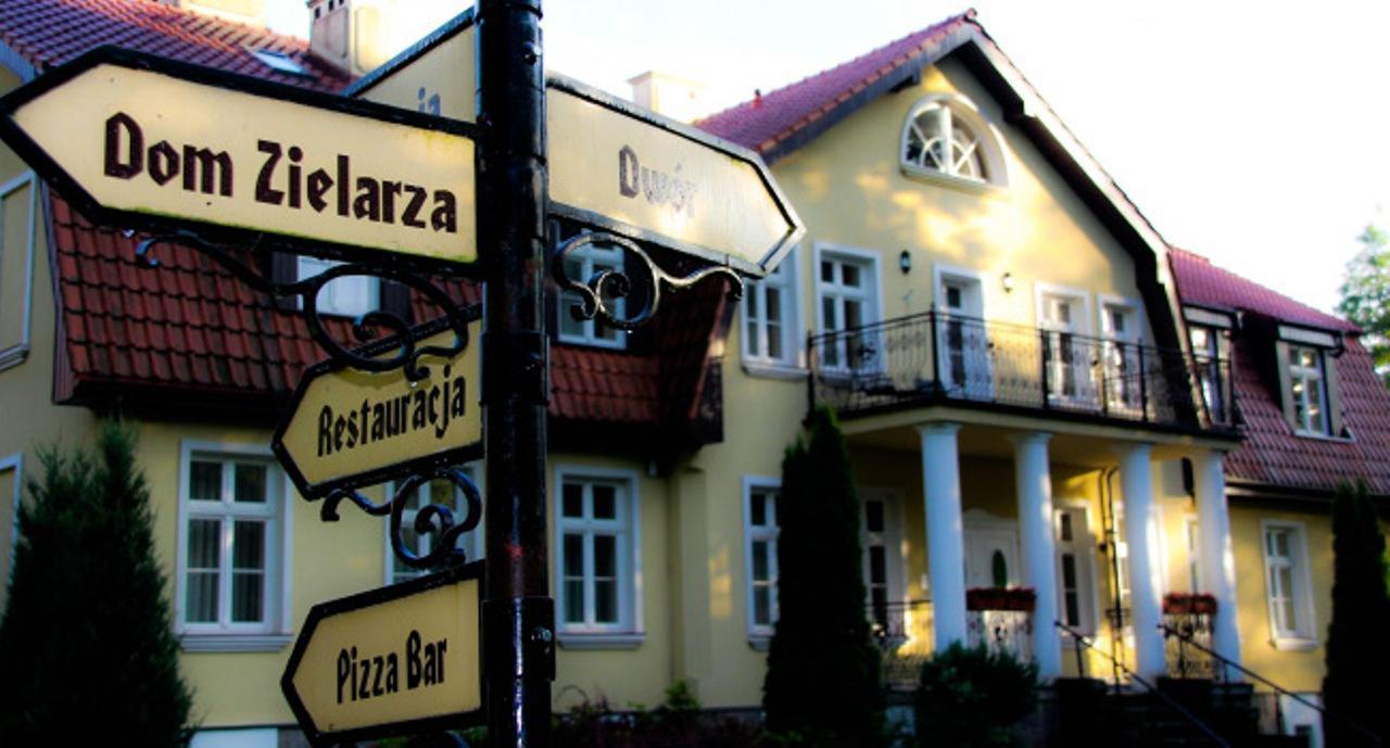 Dwor Pomorski Barwice Exteriör bild